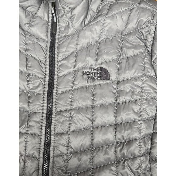 The North Face Women’s Silver Thermoball Jacket Lightweight Quilted Outerwear L - Picture 3 of 12